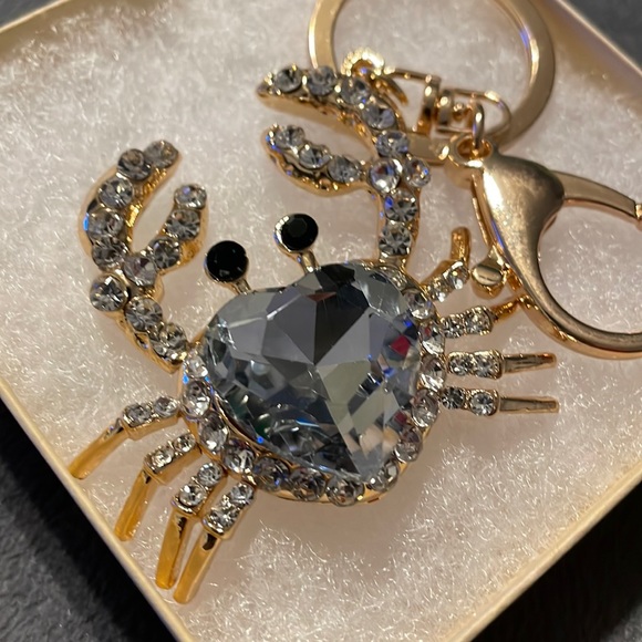 Heart Rhinestone Crab Beautiful Keychain Bag Charm!!! - Picture 3 of 7